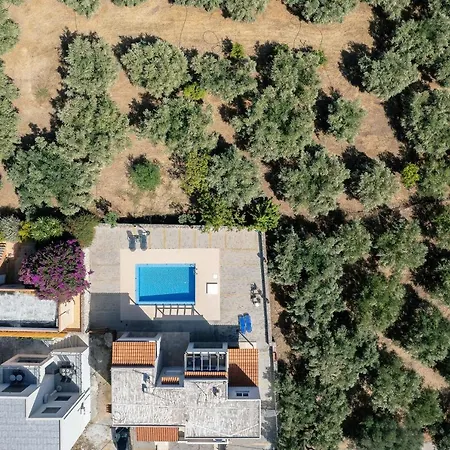 Greek Sky - New Modern With Shared Pool